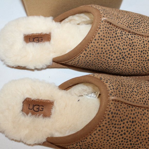 NIB UGG SCUFFETTE CHEETAH PRINT SUEDE SHEARING LINED SLIPPERS CHESTNUT - Picture 4 of 6